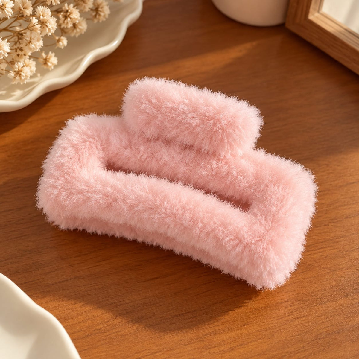 Soft Fur Hair Claw Catcher