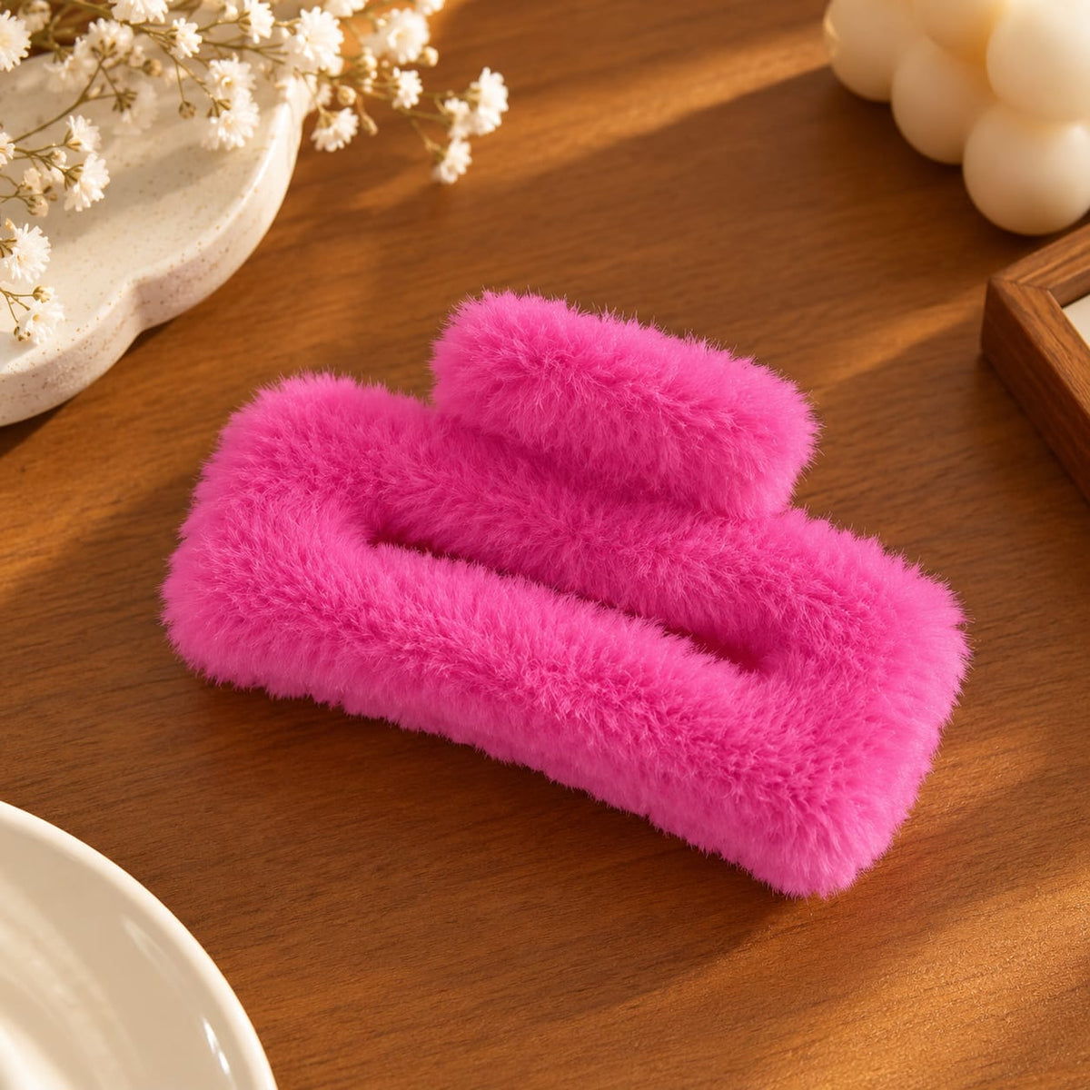 Soft Fur Hair Claw Catcher