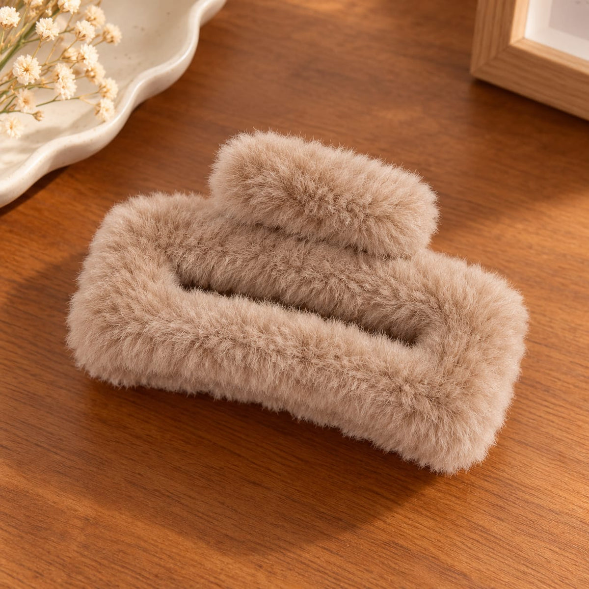 Soft Fur Hair Claw Catcher