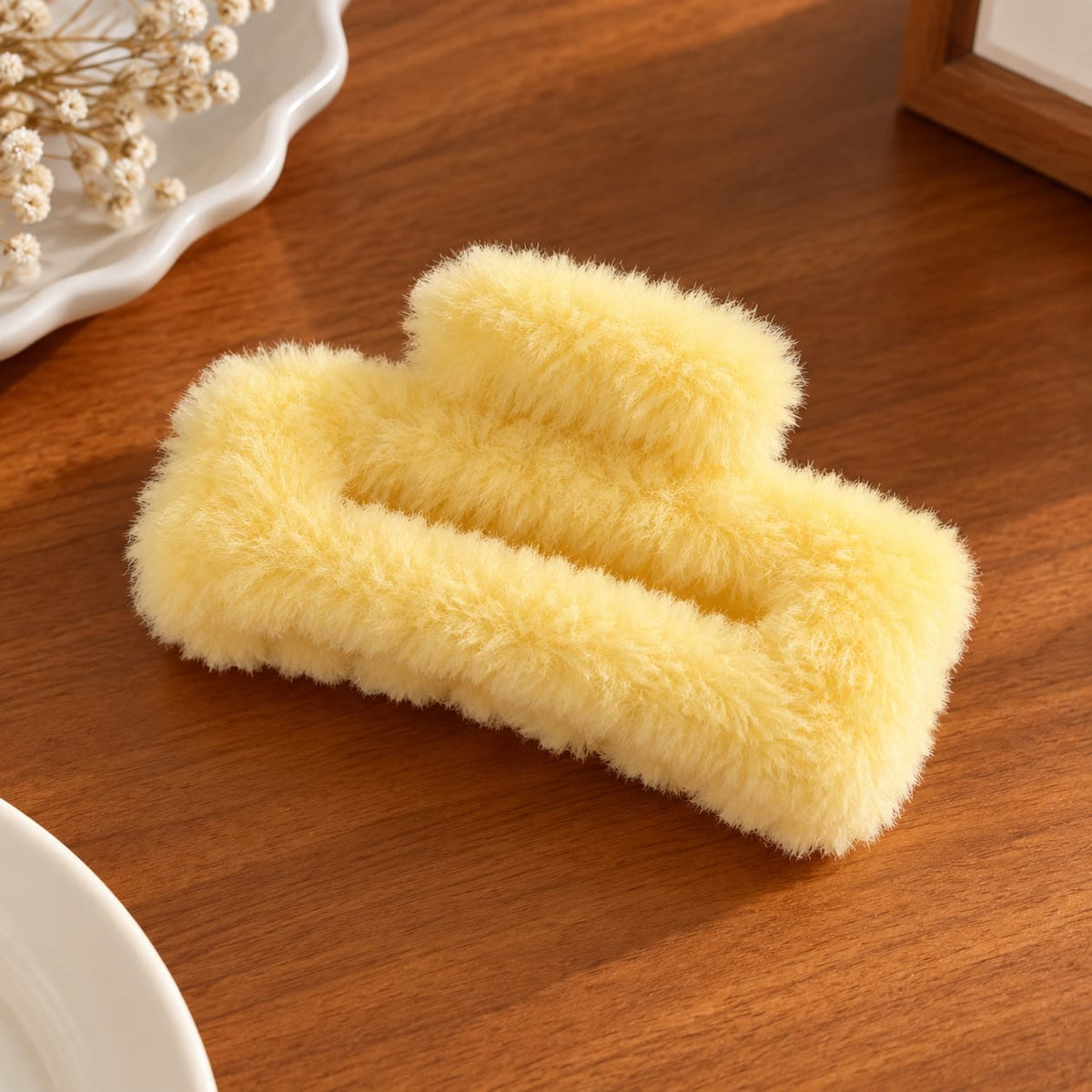 Soft Fur Hair Claw Catcher