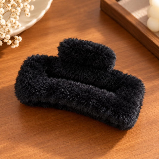 Soft Fur Hair Claw Catcher