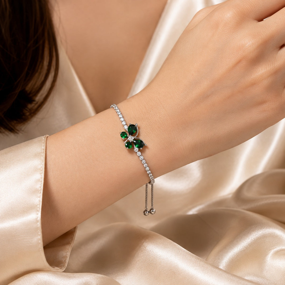 Emerald Clover Crystal Bracelet